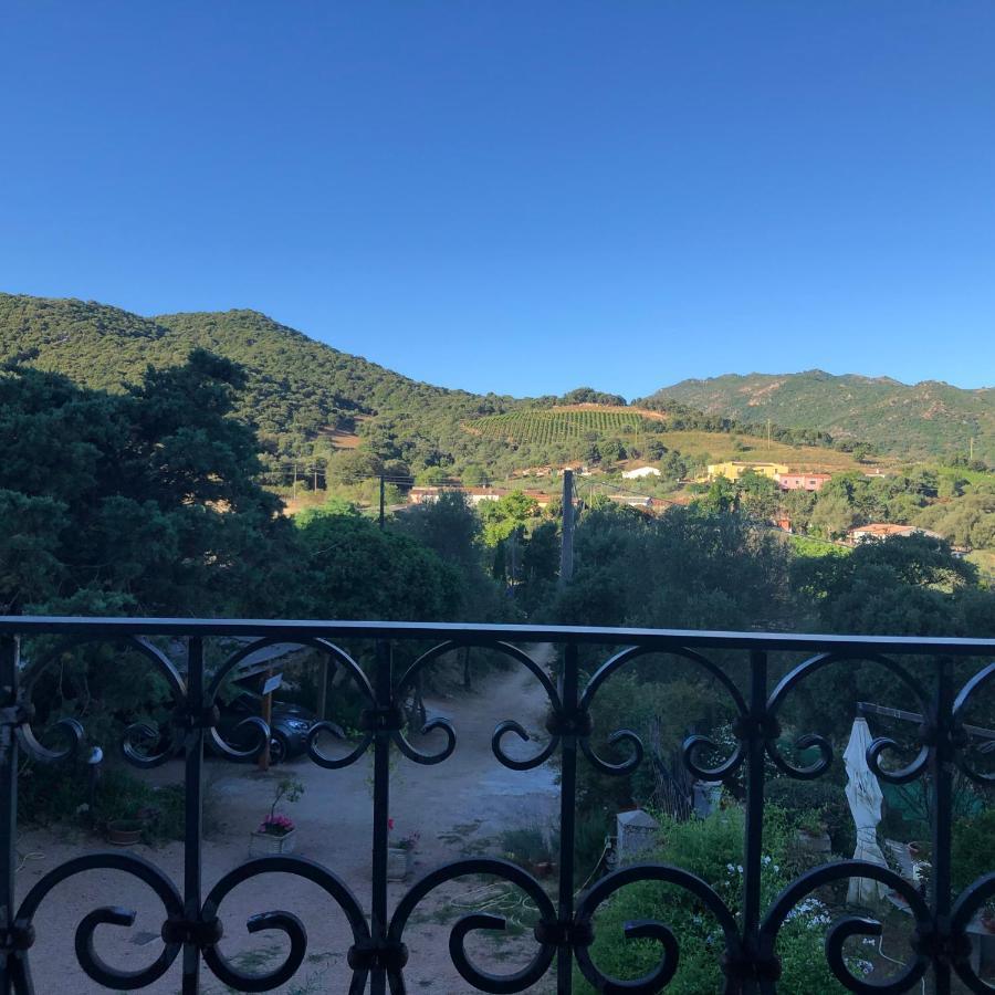 命运之屋住宿加早餐旅馆 Loiri Porto San Paolo 外观 照片