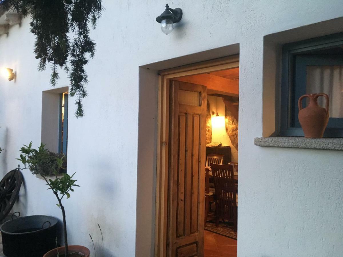 命运之屋住宿加早餐旅馆 Loiri Porto San Paolo 外观 照片